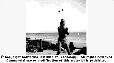 Feynman Juggles on the Beach