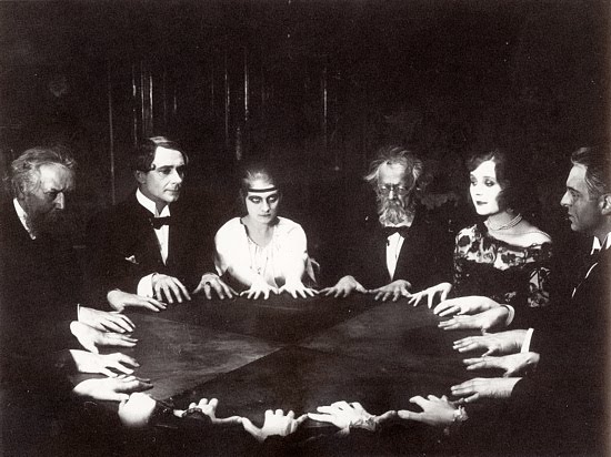 seance group