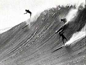 http://www.learnhowtosurf.info/history-of-surfing/