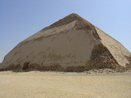 http://upload.wikimedia.org/wikipedia/commons/e/eb/Snefru's_Bent_Pyramid_in_Dahshur.jpg