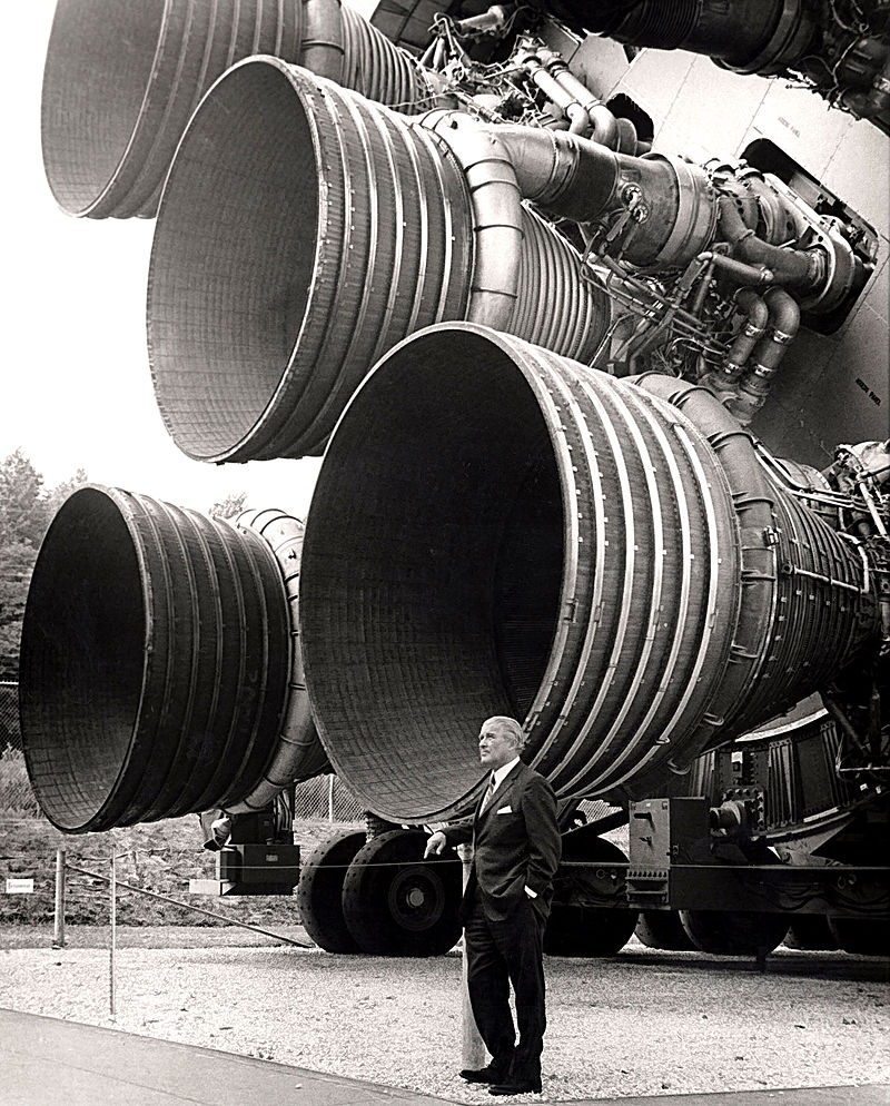 Von Braun with F-5s